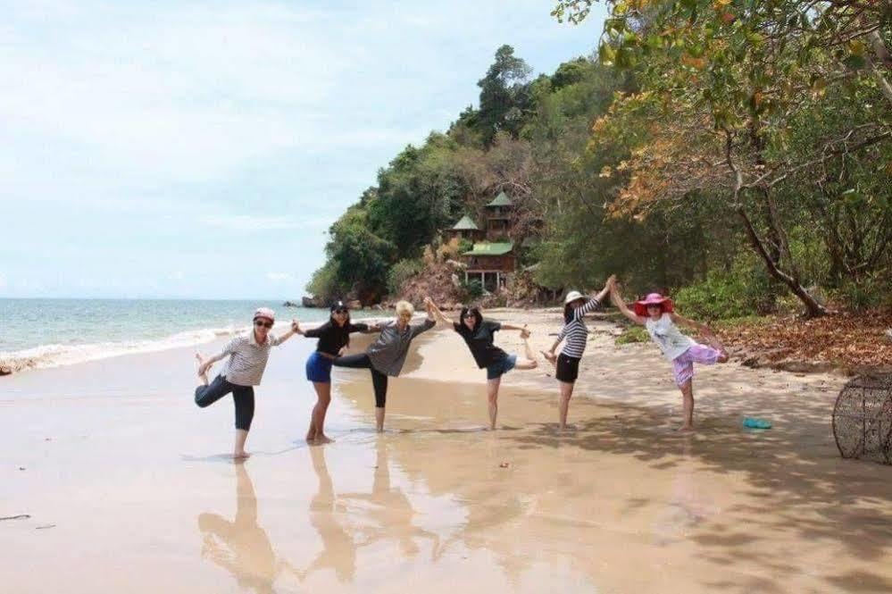 Koh Jum Aosi Beach View Esterno foto